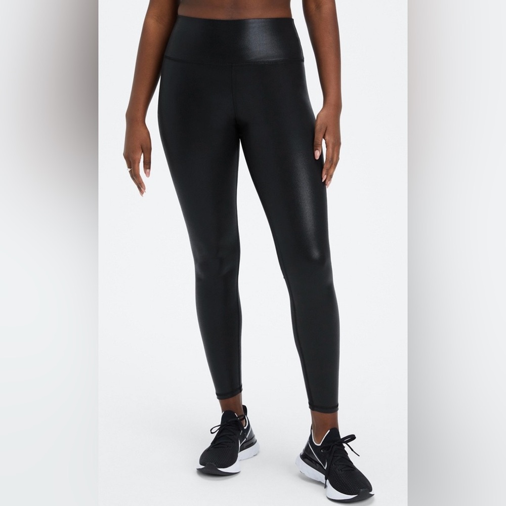 Fabletics Black Glitter Sparkly Define PowerHold High-Waisted 7/8 Legging - Picture 3 of 11